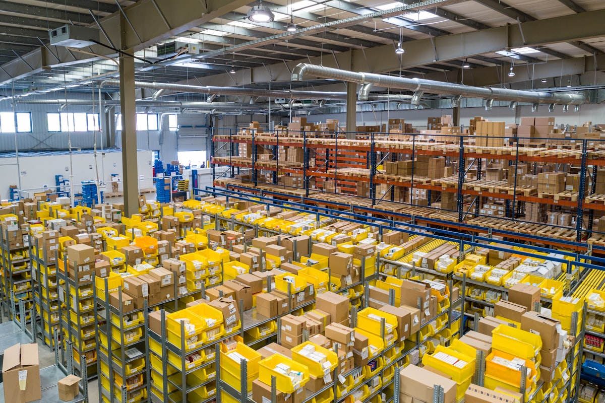 Warehouse & distribution